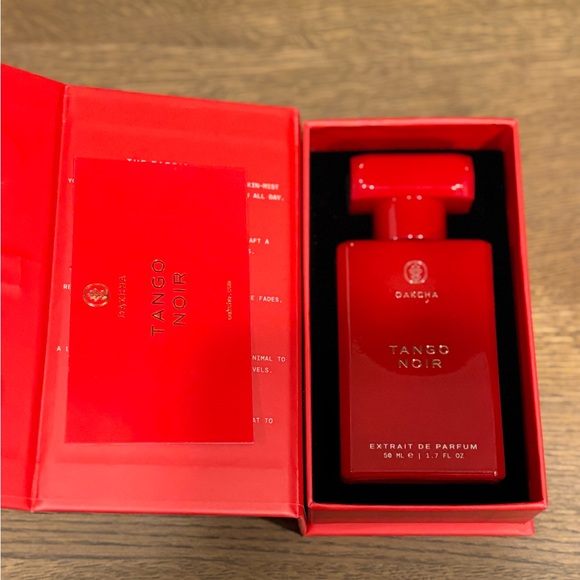 OAKCHA 3 Perfumes - Tango Noir, Orphic, Sweven - Picture 4 of 5